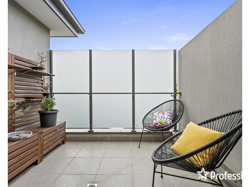 9 Scarlett Close, Kilsyth VIC 3137