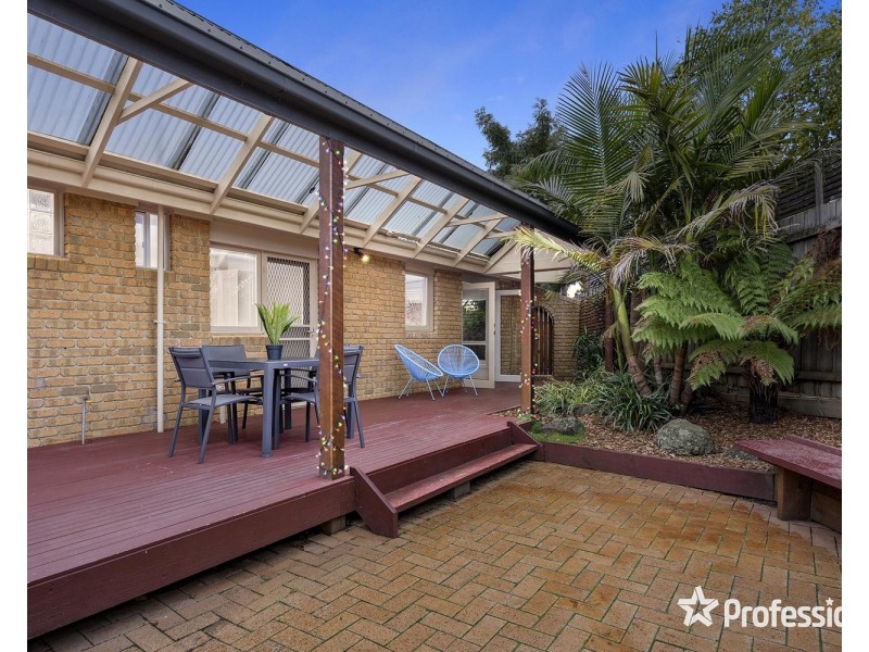 23 Dunoon Street, Mooroolbark VIC 3138