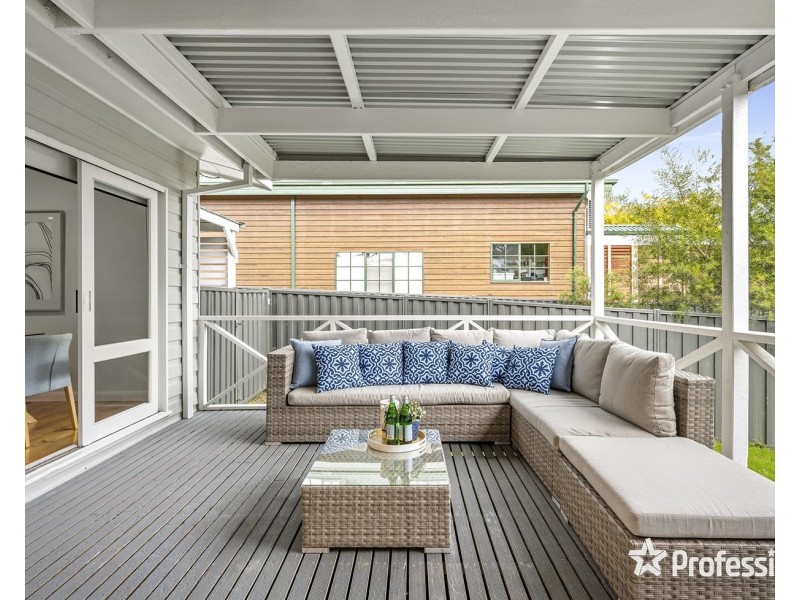 7 View Street, Wandin North VIC 3139