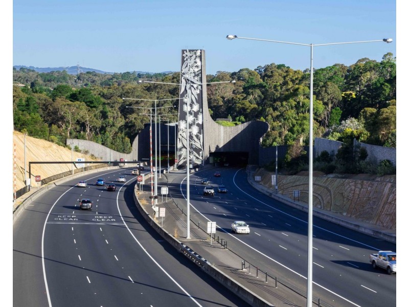 30 Wellington Park Drive, Warranwood VIC 3134