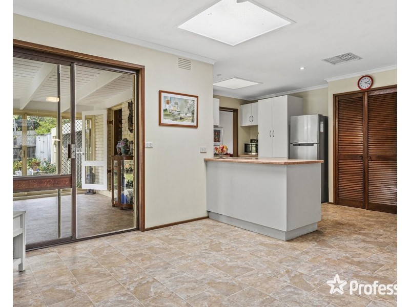 5 Raleigh Street, Seville VIC 3139