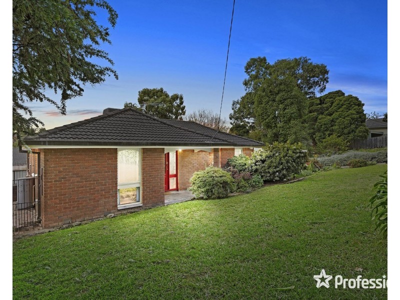 5 Raleigh Street, Seville VIC 3139