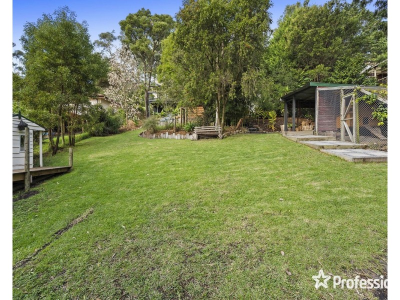 65 Commercial Road, Mount Evelyn VIC 3796