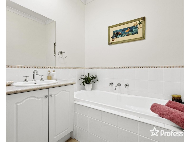 46a Taronga Crescent, Croydon VIC 3136