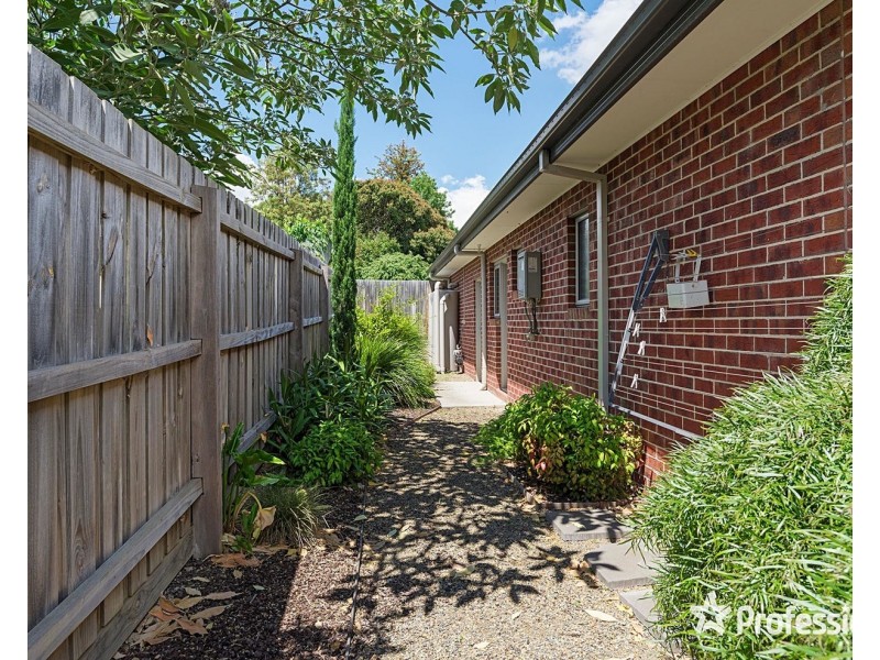 36a Pembroke Road, Mooroolbark VIC 3138