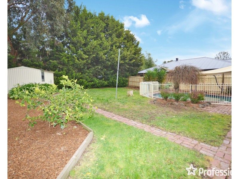26 Joanne Avenue, Chirnside Park VIC 3116