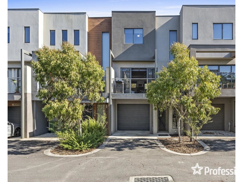 18 Primary Street, Mooroolbark VIC 3138