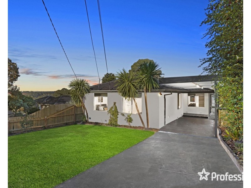 26 Lansell Road, Mooroolbark VIC 3138