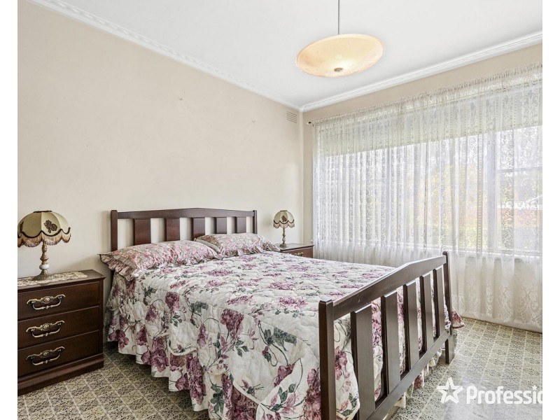 61 Manchester Road, Mooroolbark VIC 3138