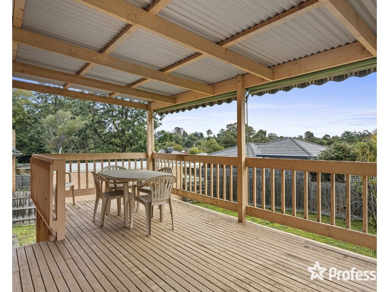 61 Manchester Road, Mooroolbark VIC 3138