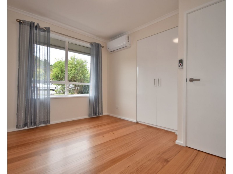 32 Winyard Drive, Mooroolbark VIC 3138