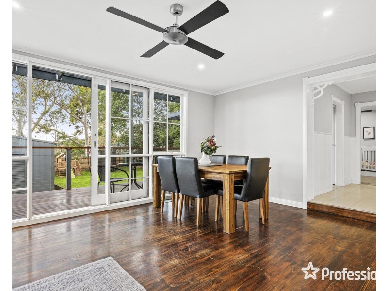 1 Erskine Ridge, Mooroolbark VIC 3138