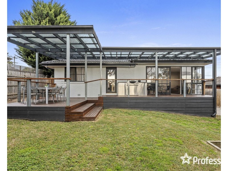 1 Erskine Ridge, Mooroolbark VIC 3138