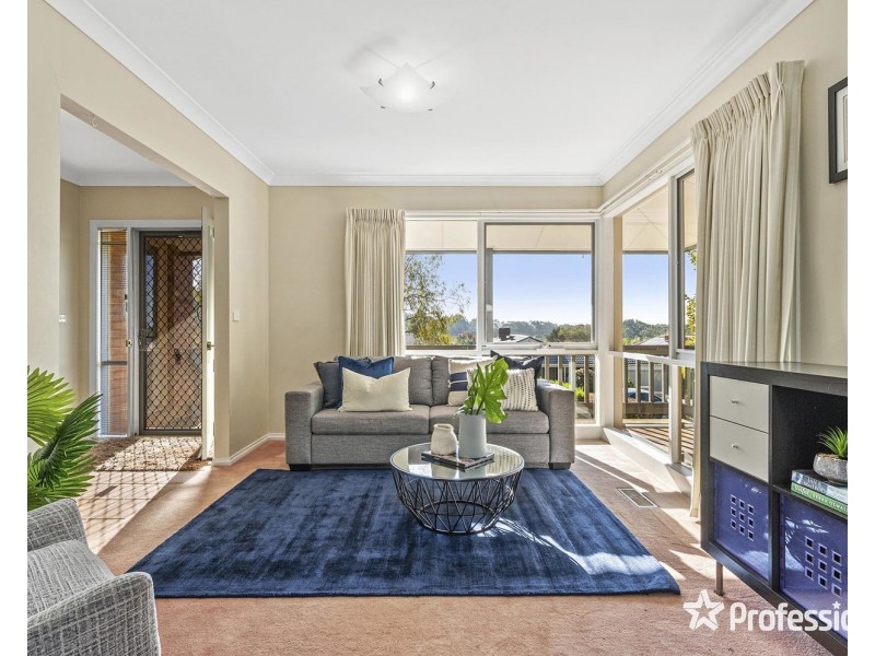 16 Clearwater Drive, Lilydale VIC 3140