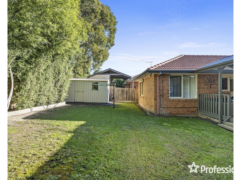 16 Clearwater Drive, Lilydale VIC 3140