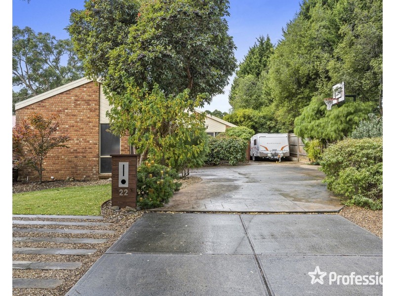 22 Clarkedale Rise, Kilsyth South VIC 3137
