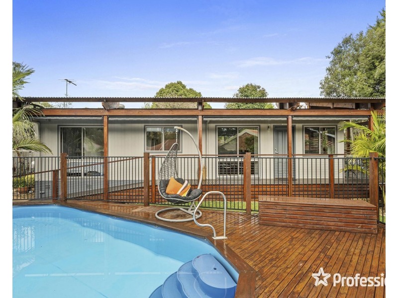 22 Clarkedale Rise, Kilsyth South VIC 3137