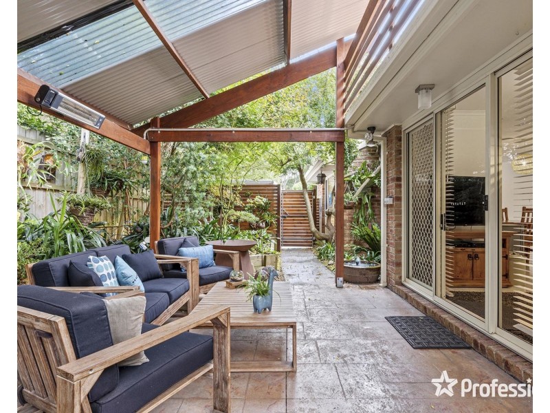 22 Clarkedale Rise, Kilsyth South VIC 3137