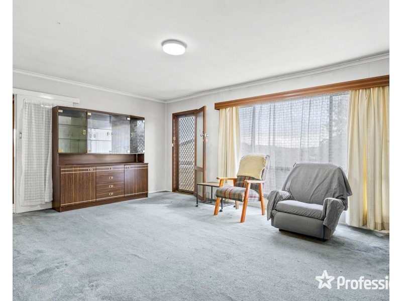 17 Carawa Street, Mooroolbark VIC 3138