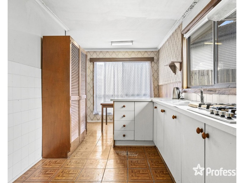 17 Carawa Street, Mooroolbark VIC 3138