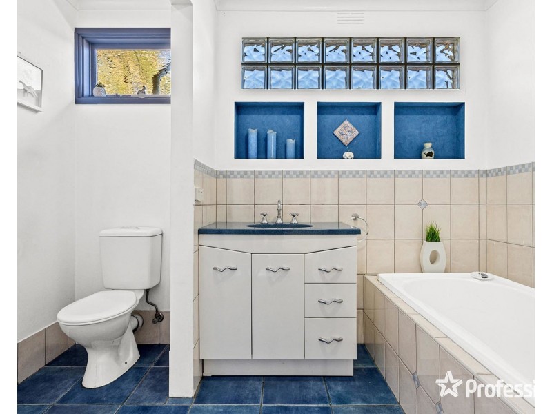 250 Sheffield Road, Montrose VIC 3765