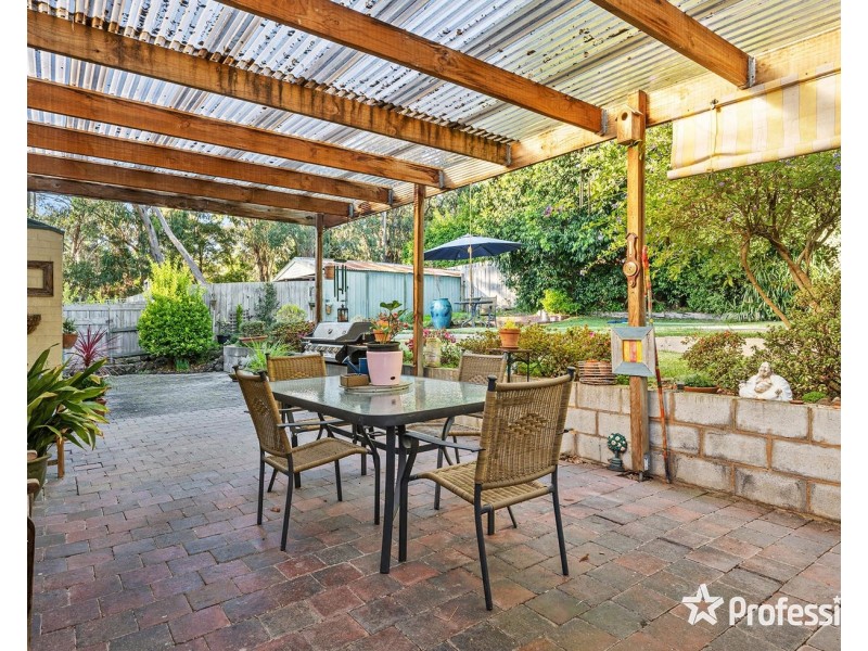 250 Sheffield Road, Montrose VIC 3765