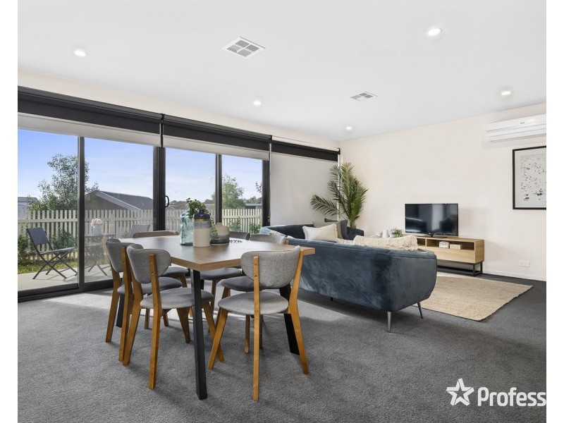 53 Amadeo Way, Chirnside Park VIC 3116