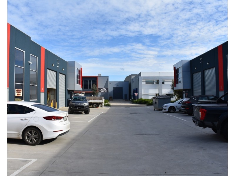 8/8 Sigma Drive, Croydon South VIC 3136