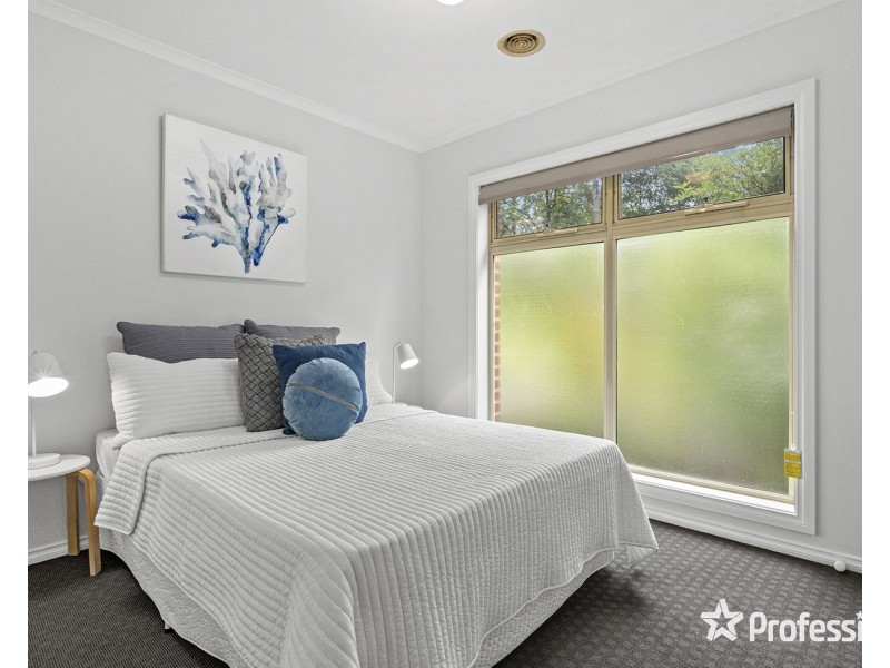 2/32 Bayswater Road, Croydon VIC 3136