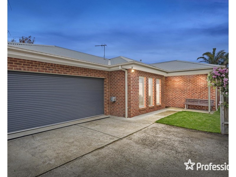 14a Highpoint Avenue, Mooroolbark VIC 3138