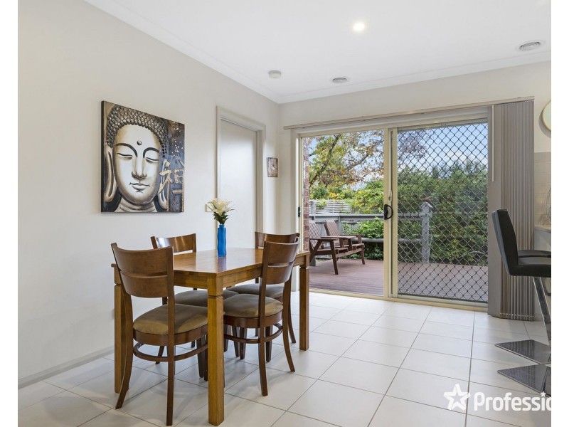 14a Highpoint Avenue, Mooroolbark VIC 3138