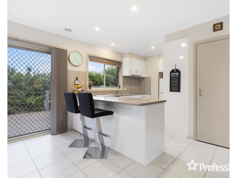 14a Highpoint Avenue, Mooroolbark VIC 3138