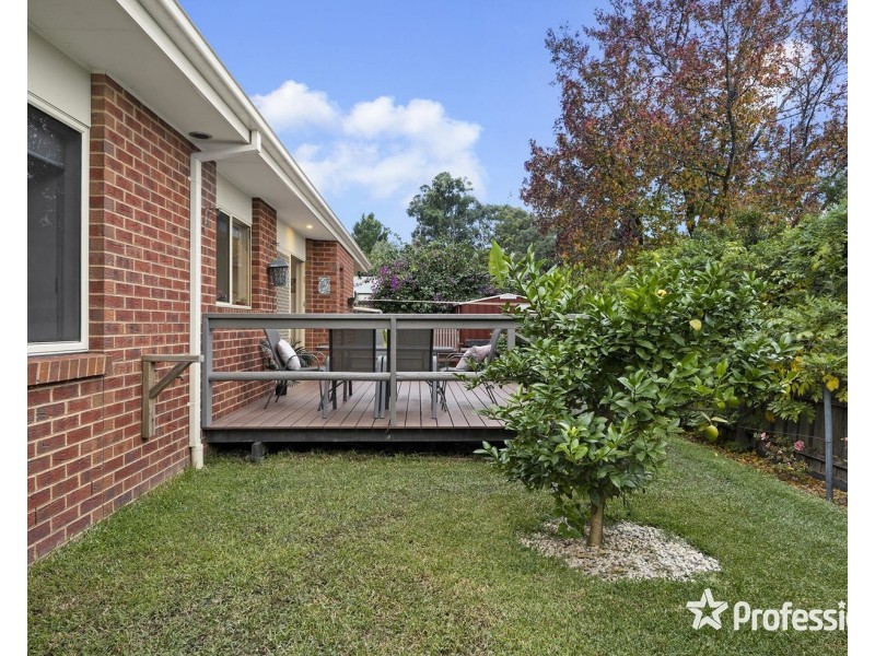 14a Highpoint Avenue, Mooroolbark VIC 3138