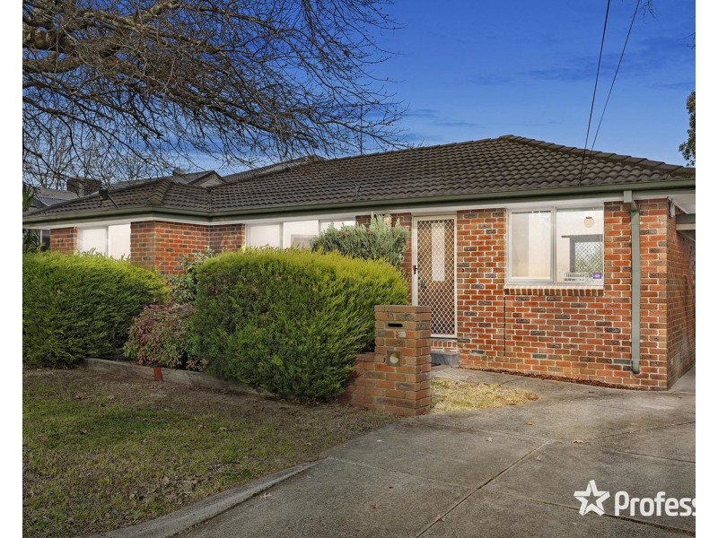 15 Maggs Street, Croydon VIC 3136