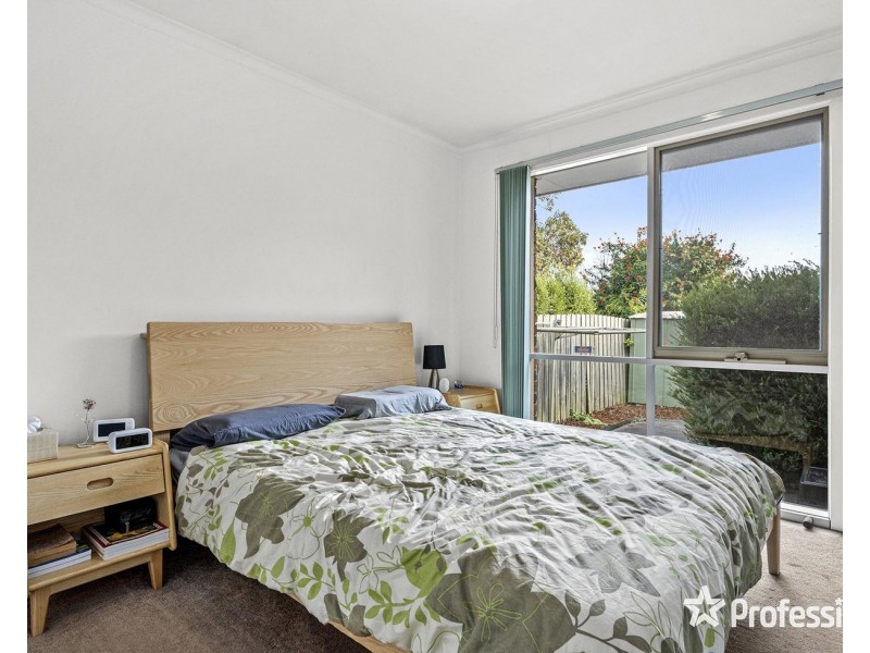 15 Maggs Street, Croydon VIC 3136
