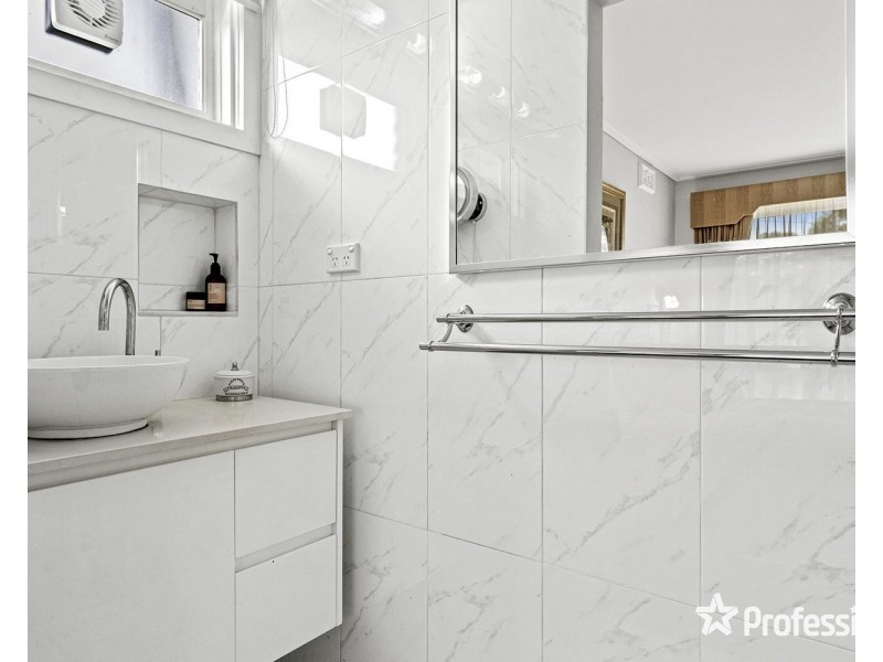 4 Powell Court, Montrose VIC 3765