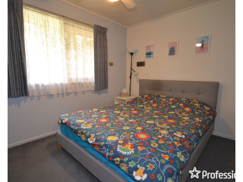 19 Summerhill Park Drive, Mooroolbark VIC 3138