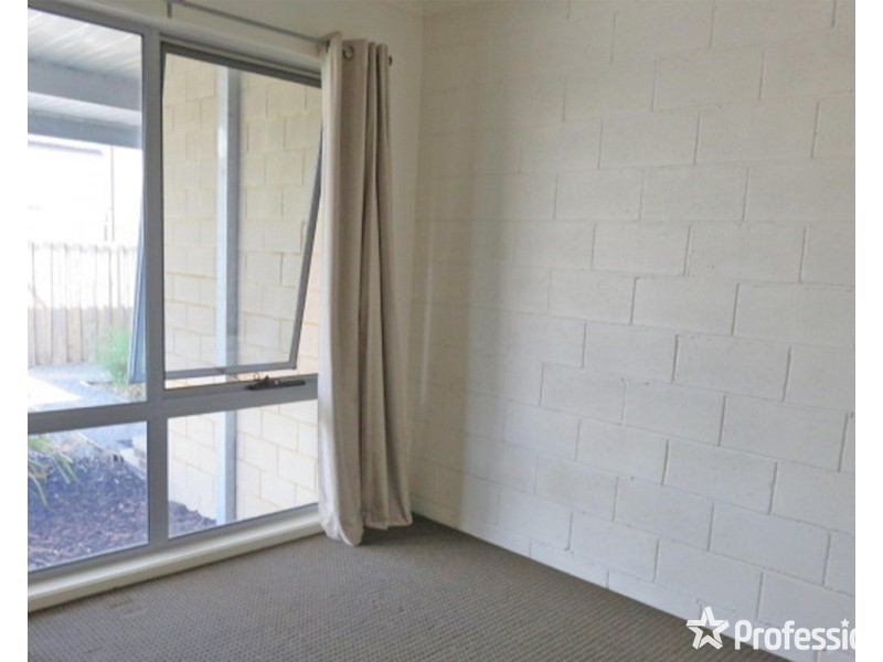 16/8-10 Mount View Parade, Mooroolbark VIC 3138