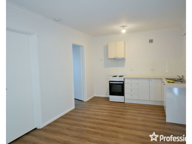 210b Cambridge Road, Kilsyth VIC 3137