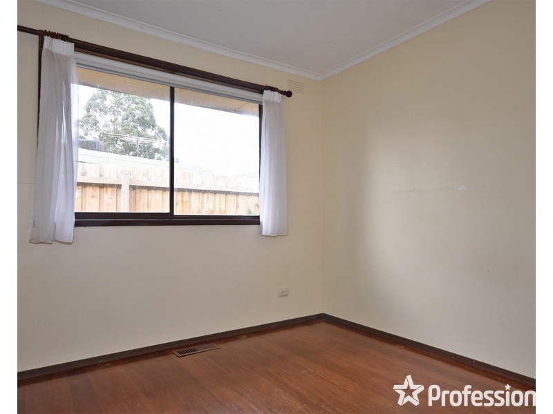 64 Cherylnne Crescent, Kilsyth VIC 3137