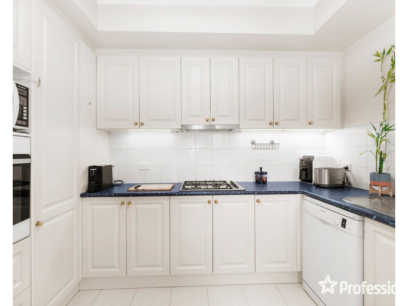 1/2 Station Street, Mooroolbark VIC 3138