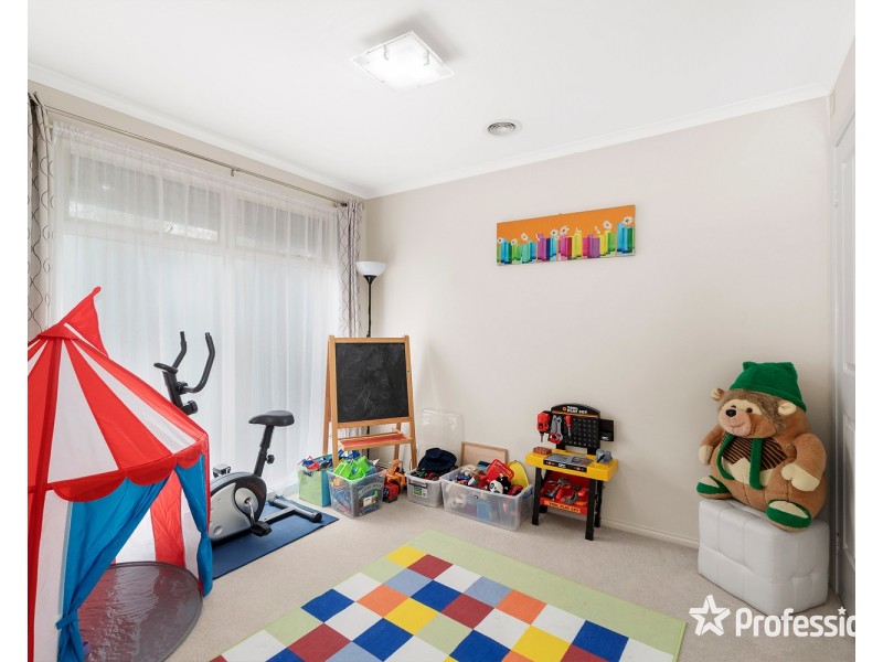 1/2 Station Street, Mooroolbark VIC 3138