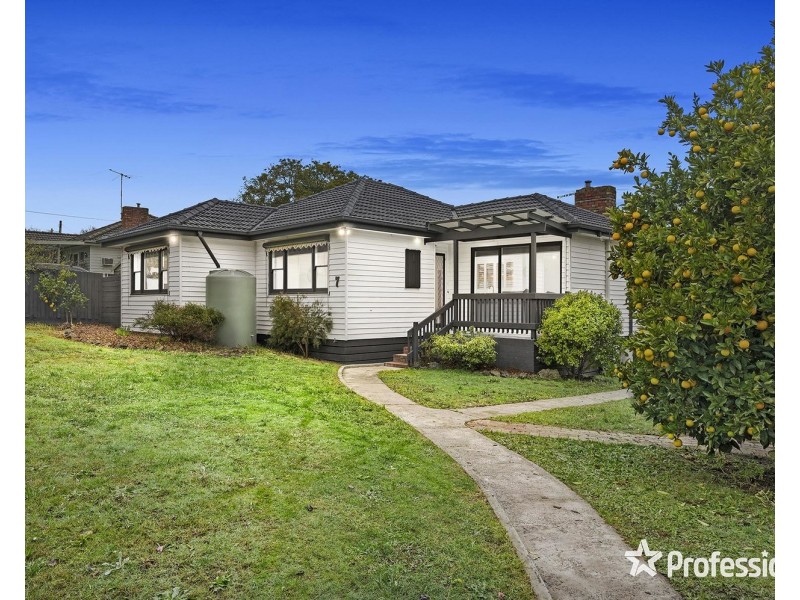 7 Diane Crescent, Mooroolbark VIC 3138