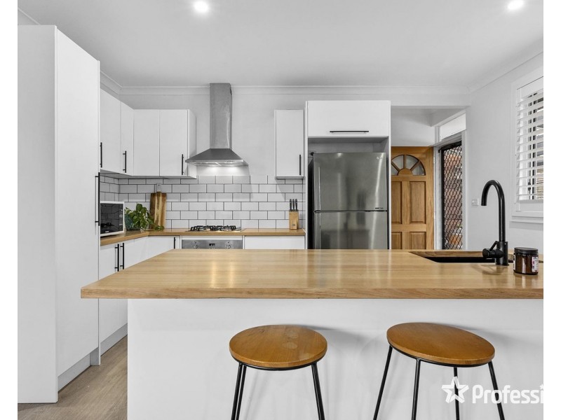 7 Diane Crescent, Mooroolbark VIC 3138