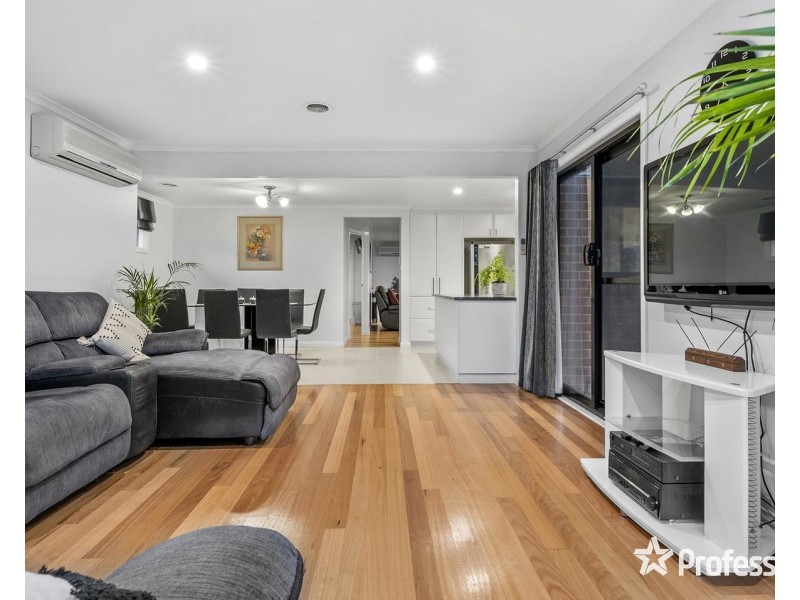 11 Kilsyth Avenue, Kilsyth VIC 3137