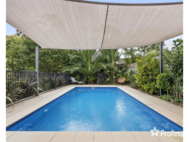 11 Kilsyth Avenue, Kilsyth VIC 3137