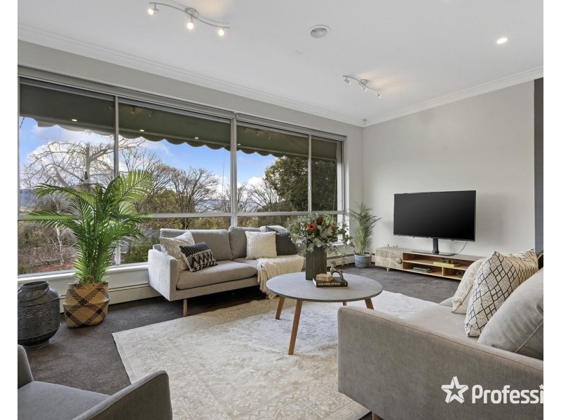 9 Emily Court, Croydon VIC 3136