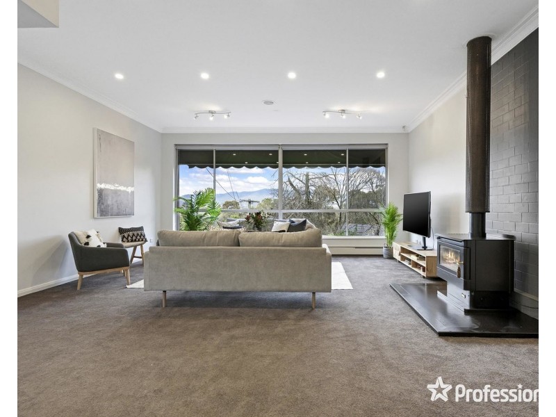 9 Emily Court, Croydon VIC 3136
