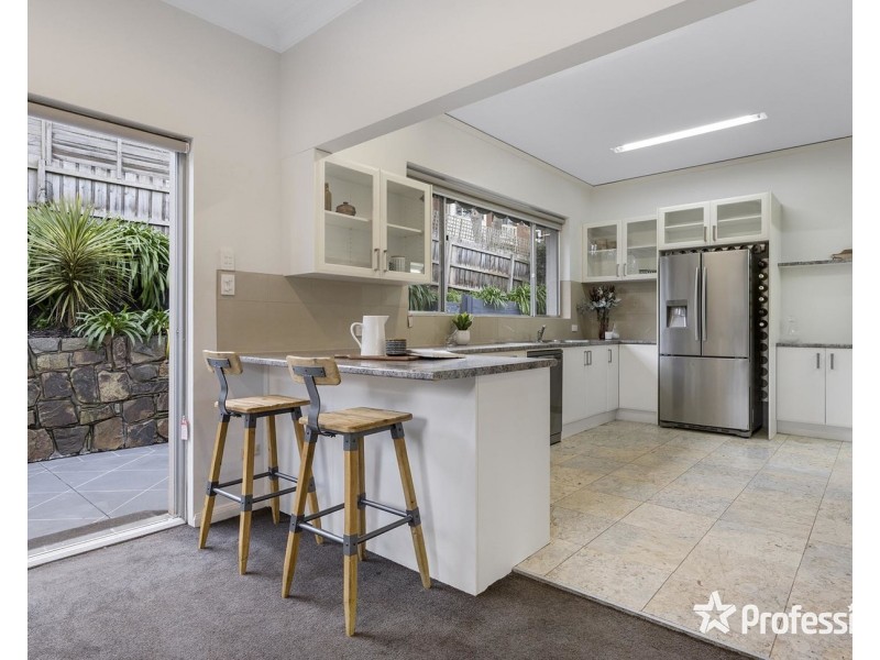 9 Emily Court, Croydon VIC 3136