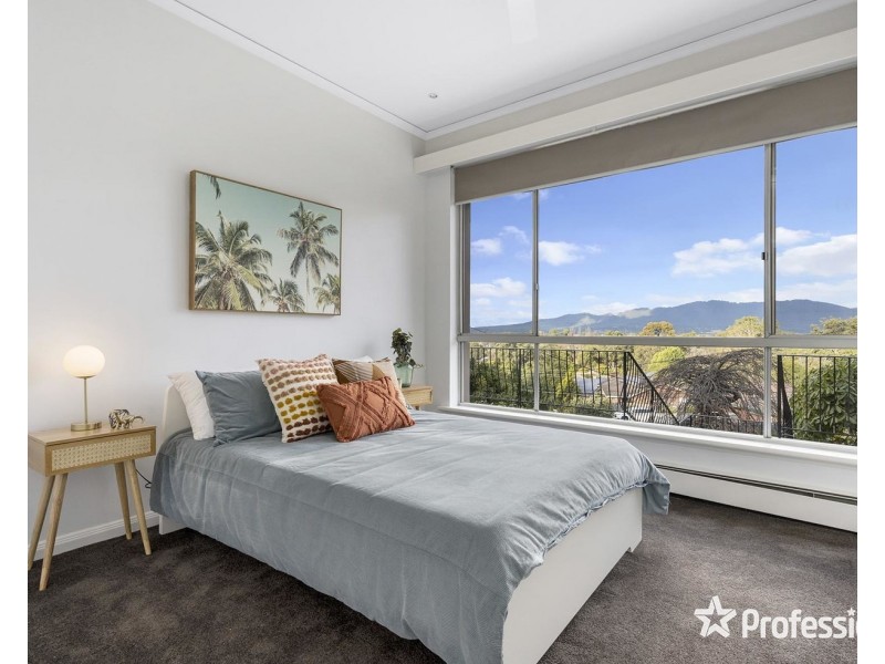 9 Emily Court, Croydon VIC 3136